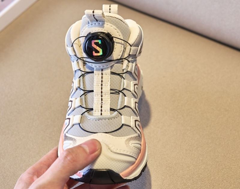 SALOMON SHOES